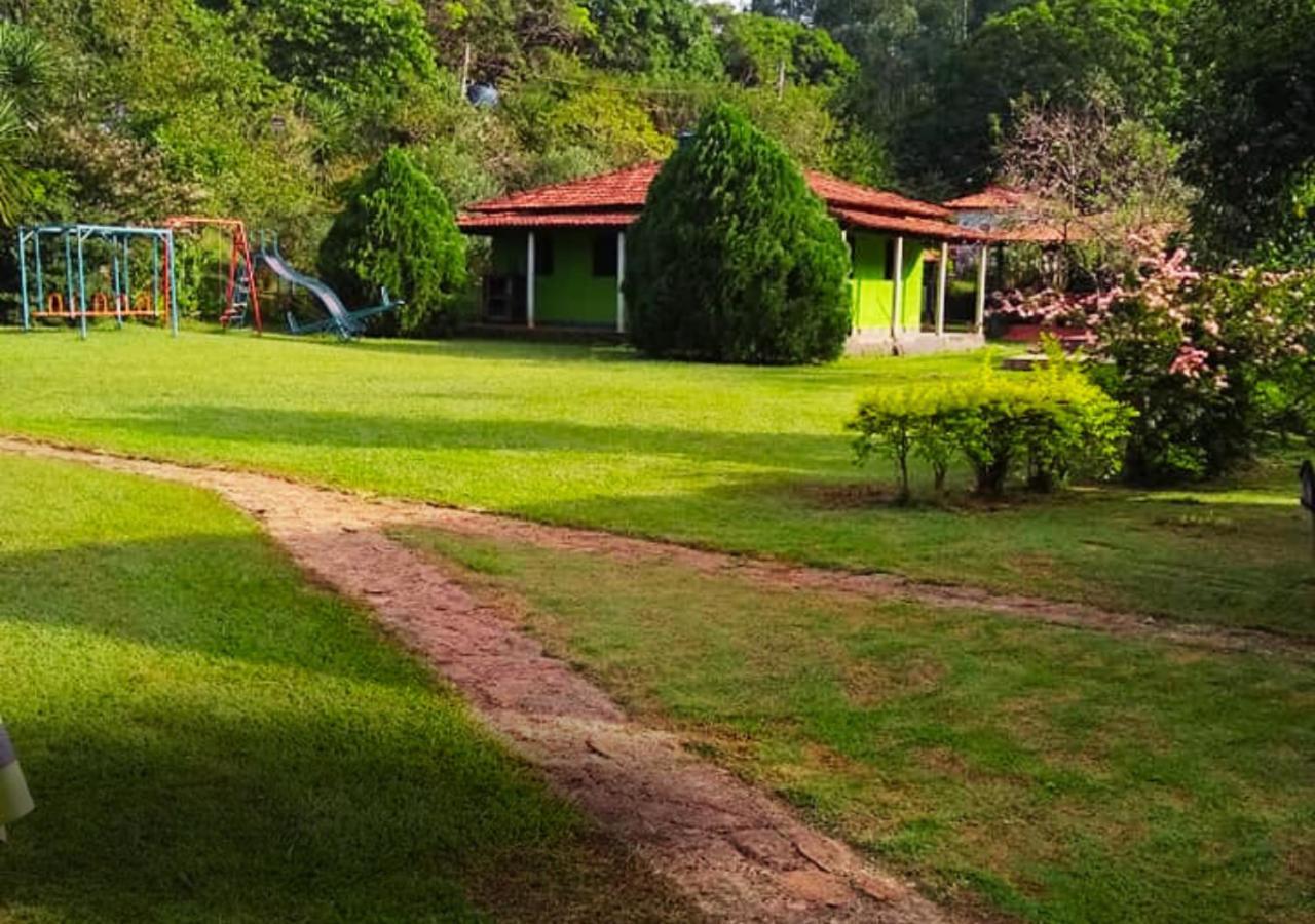 Lodge Rural Vargem Do Cedro - - Mg *
